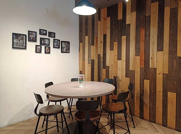 1683477440-990229629-g_n 1683477440-990229629-g_n