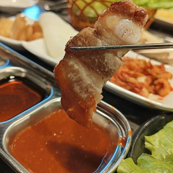 1701706408-3595816593-g_n 1701706408-3595816593-g_n