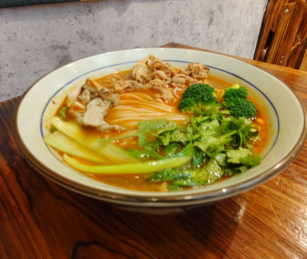 新竹一碗鮮米線&砂鍋菜|米線嗦起來超過癮,砂鍋菜也很下飯! - 第12張圖