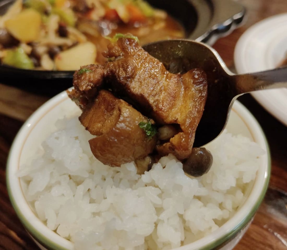 新竹一碗鮮米線&砂鍋菜|米線嗦起來超過癮,砂鍋菜也很下飯! - 第11張圖